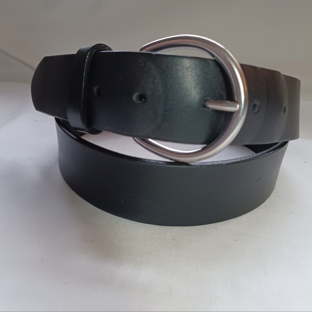 SOLD Belt 40 L.L. Bean black with silver adjusts 38 - 42  LL Bean